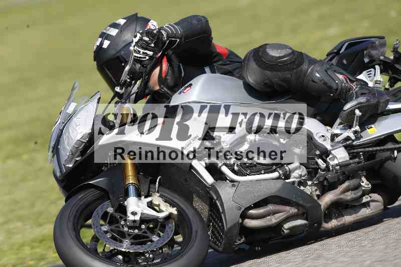 /44 09.08.2025 Plüss Moto Sport ADR/Einsteiger/575